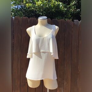 Forever 21 Cream Sleeveless Blouse Item #198